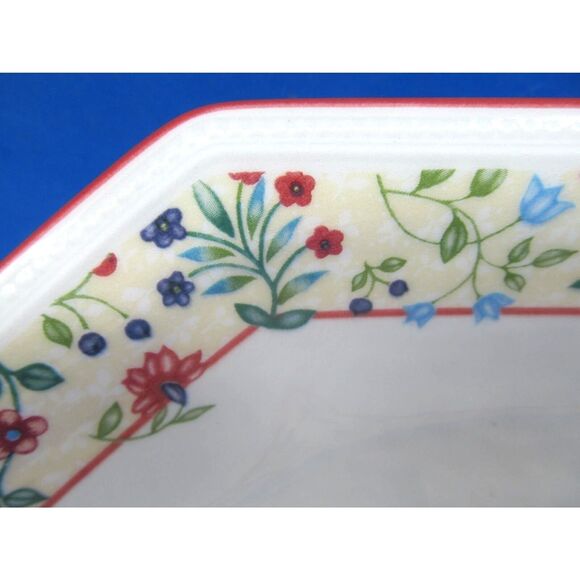 Johnson Brothers Heritage Enchantment  9" Vegetable Serving Bowl - Picture 9 of 10